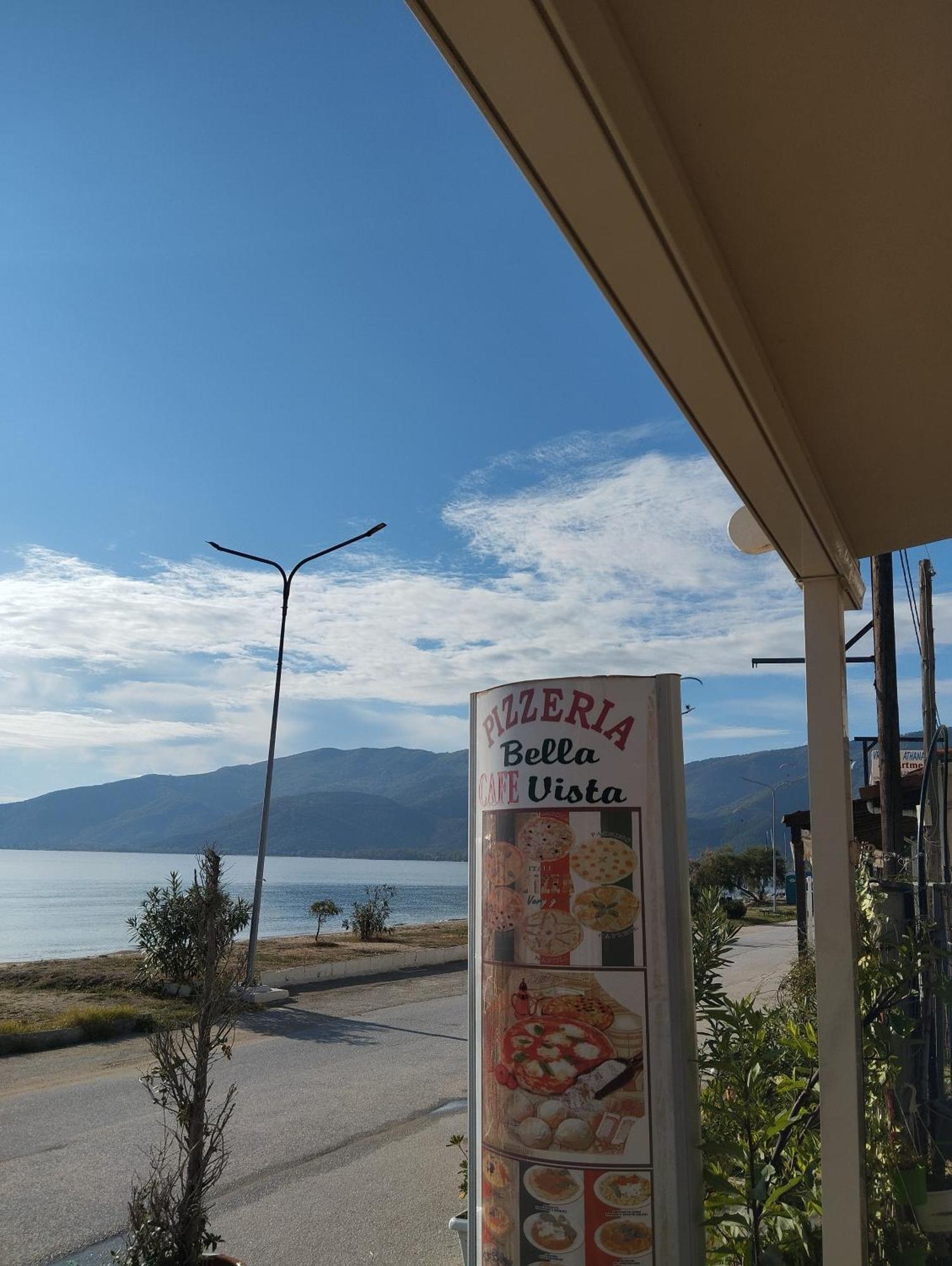 Bella Vista Apartments Vrasná Eksteriør bilde
